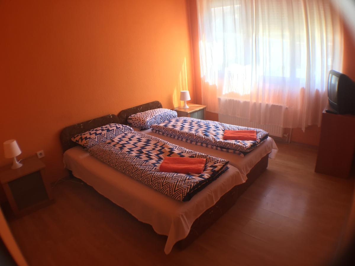 Bed and Breakfast Palota Panzió Budapest Exterior foto